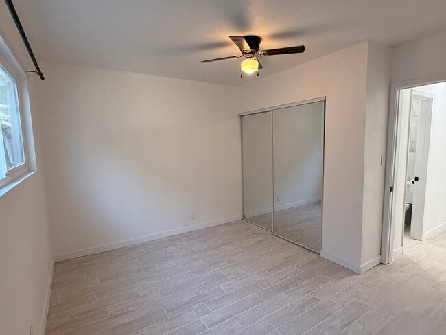 Foto del edificio - 8134 San Antonio Ave