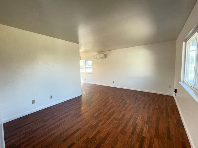 Foto del edificio - 12-775