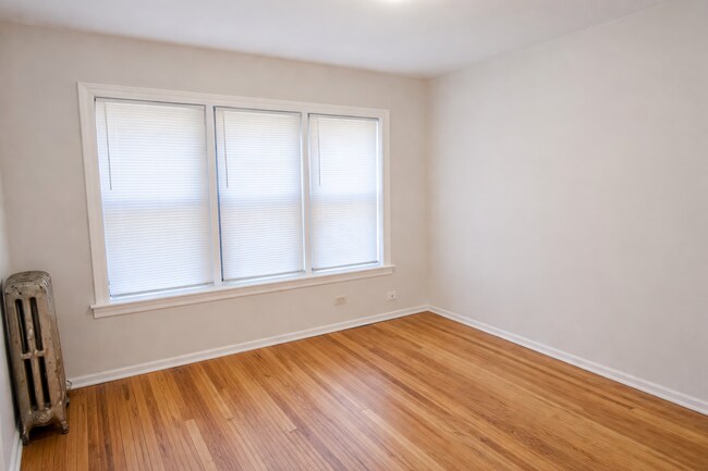 Foto del edificio - 6700 S Merrill Ave