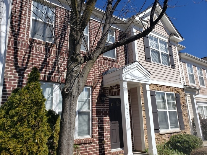 8925 Camden Park Dr, Raleigh, NC 27613 Townhome Rentals in Raleigh NC