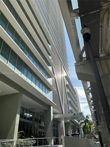 Foto del edificio - 1111 SW 1st Ave