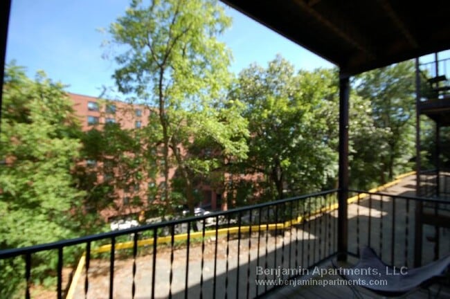 Foto del edificio - 1626 Commonwealth Ave