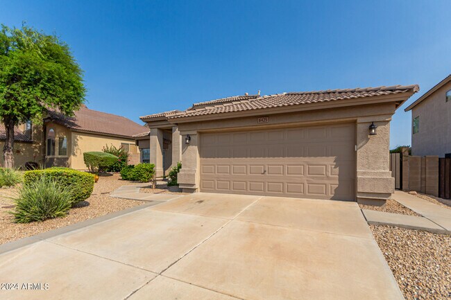 Building Photo - 6425 W Briles Rd