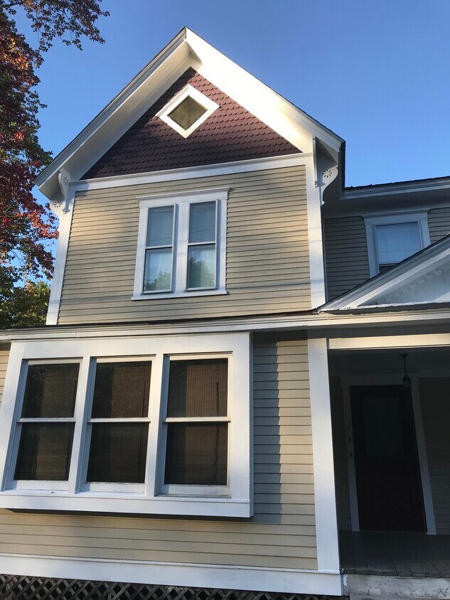 648 Main St Unit 1, Hopkinton, NH 03229 Apartments in Hopkinton, NH