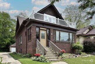 Building Photo - 93 Elmhurst St