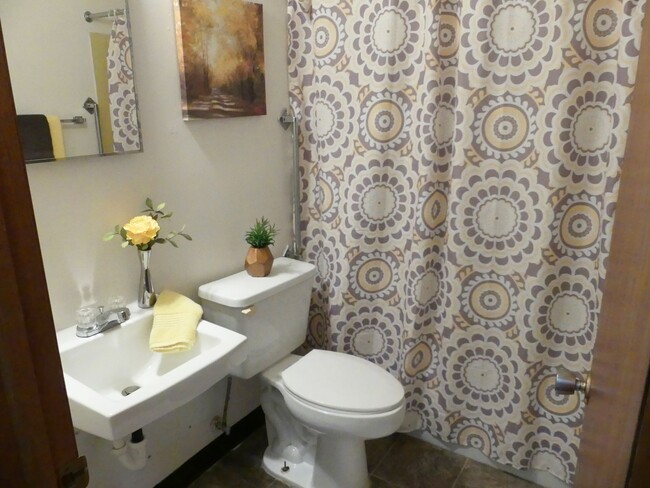 Bathroom - Applewood Apartments