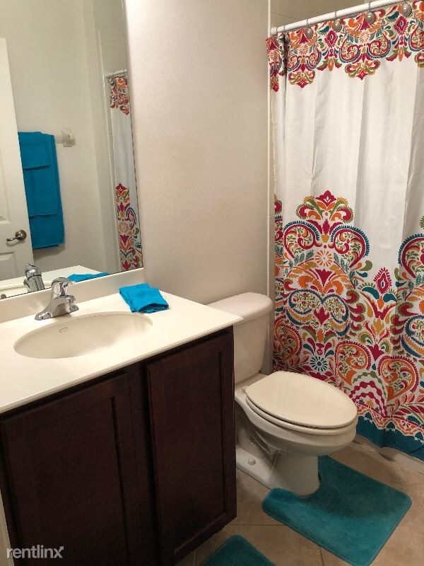 Foto del edificio - 119 Amherst Ln