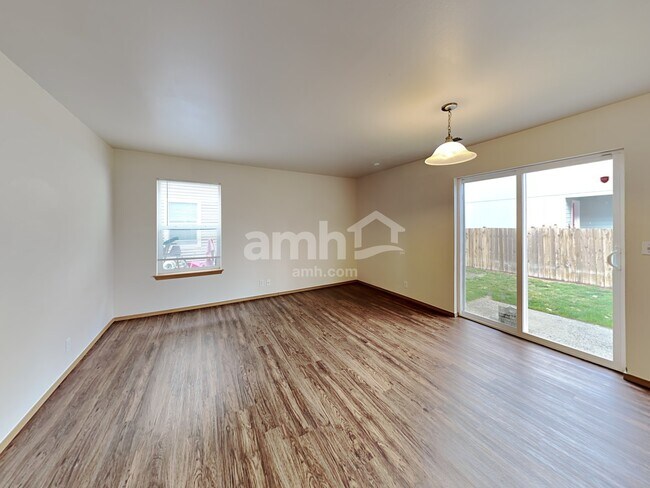 Building Photo - 7127 179th Street Court E