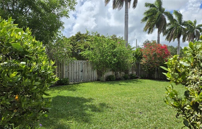 Foto del edificio - 24400 SW 119th Ave