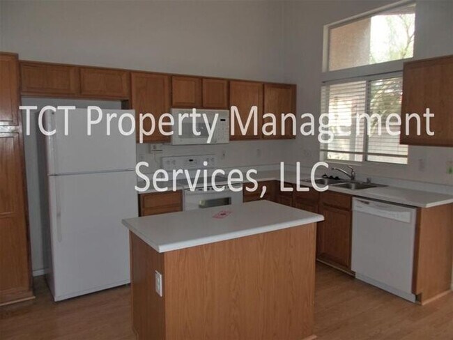 Foto del edificio - Great 4 Bedroom Home In Chandler!