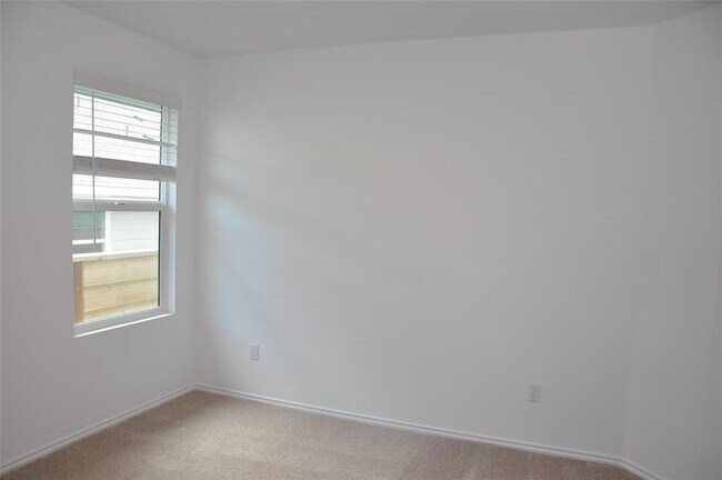 Building Photo - 141 Tofalla