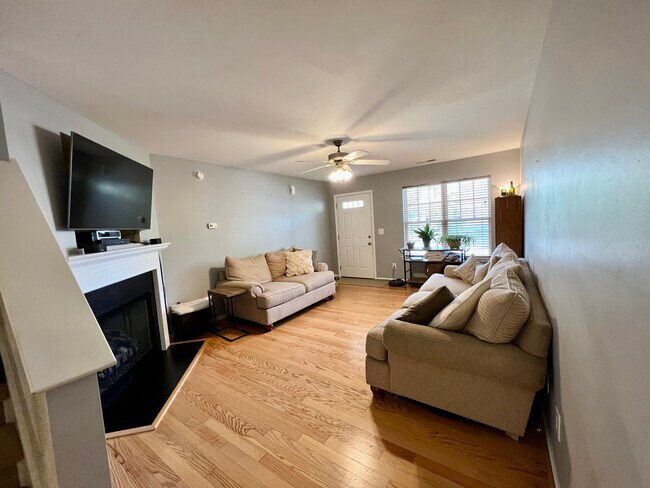Foto del edificio - 111 Thea Ln