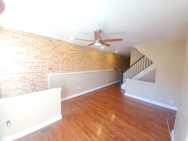 Foto del edificio - Charming 3Bd/2.5Bth Row TH in  Baltimore P...