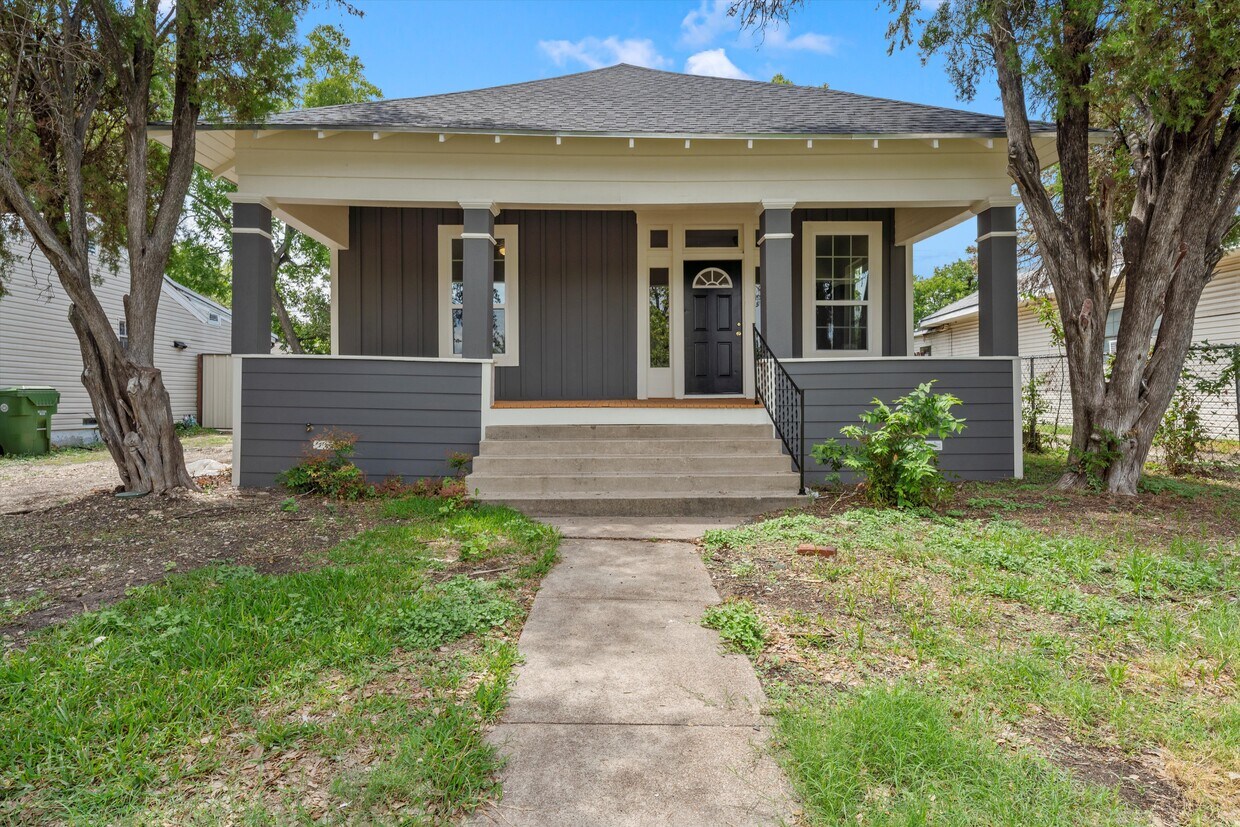 Foto principal - 1704 N 13th St