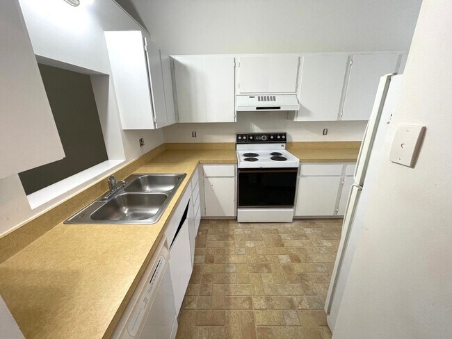 Photo - Spacious 2Bed/2Bath Condo for Rent!! Sarasota