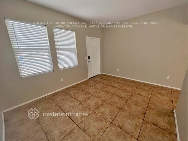 Foto del edificio - 10621 E Plata Ave