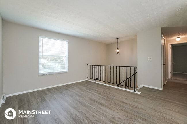 Foto del edificio - 3499 Chantilly St