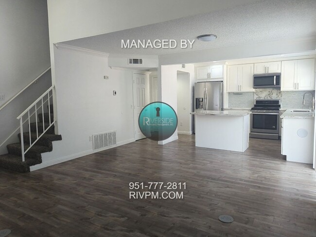 Building Photo - Beautiful 4-Bed, 2.5-Bath Upgraded Home wi...