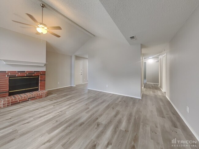 Building Photo - 942 Tennessee Trail