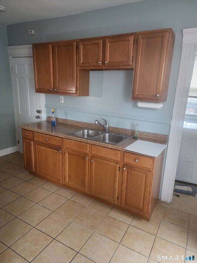 Foto del edificio - 2744 Main St