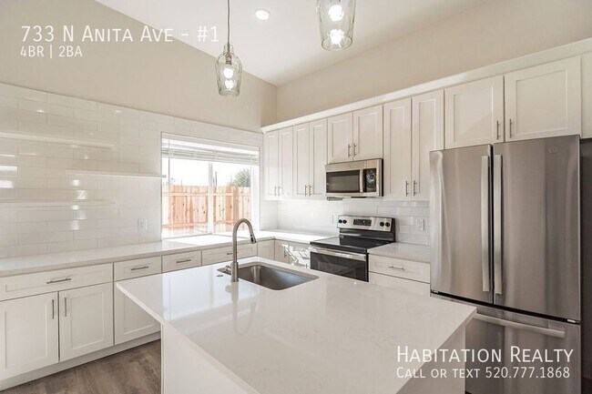 Foto del edificio - 733 N Anita Ave