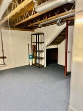 Building Photo - 8430 Fathom Dr