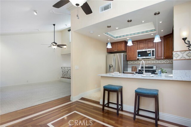 Foto del edificio - 353 Prairie Ct