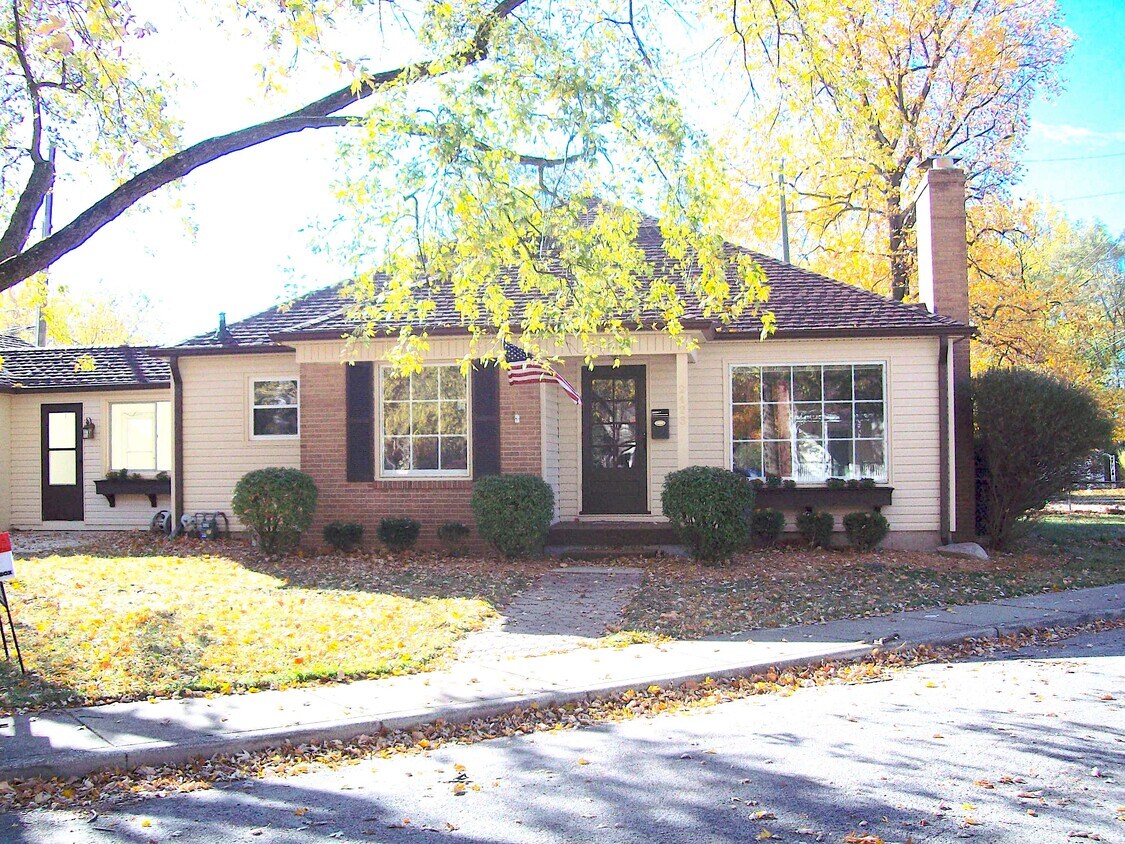 2423 McLeay Dr, Indianapolis, IN 46220 House Rental in Indianapolis