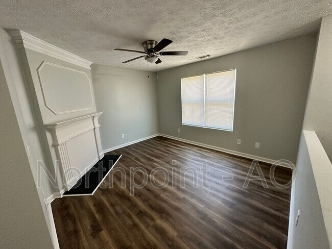 Building Photo - 3784 Riverside Causeway