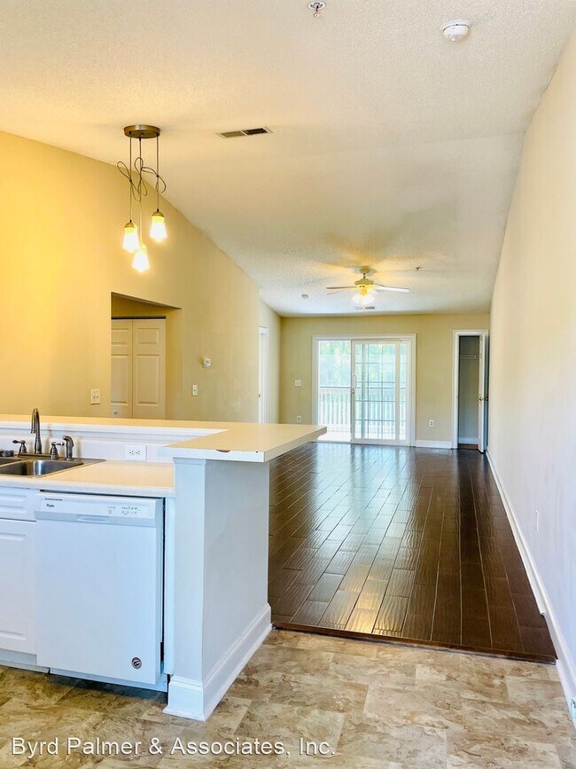 Building Photo - 6010 Dick Pond Rd