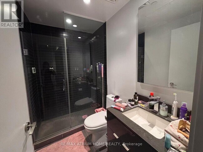 Photo du bâtiment - 7 Grenville St