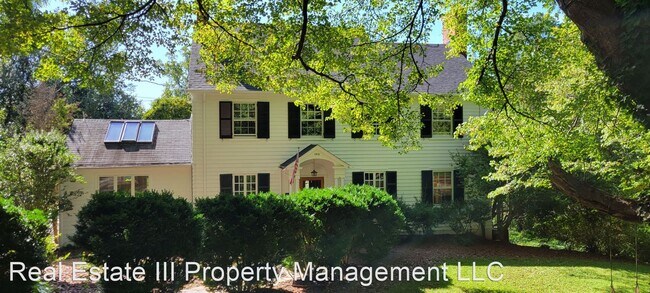 Foto del edificio - 5 br, 3.5 bath House - 1912 Blue Ridge Road