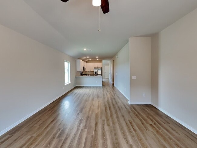 Building Photo - 539 Zeus Mountains Dr
