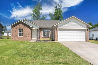Building Photo - 2308 Red Baron Dr