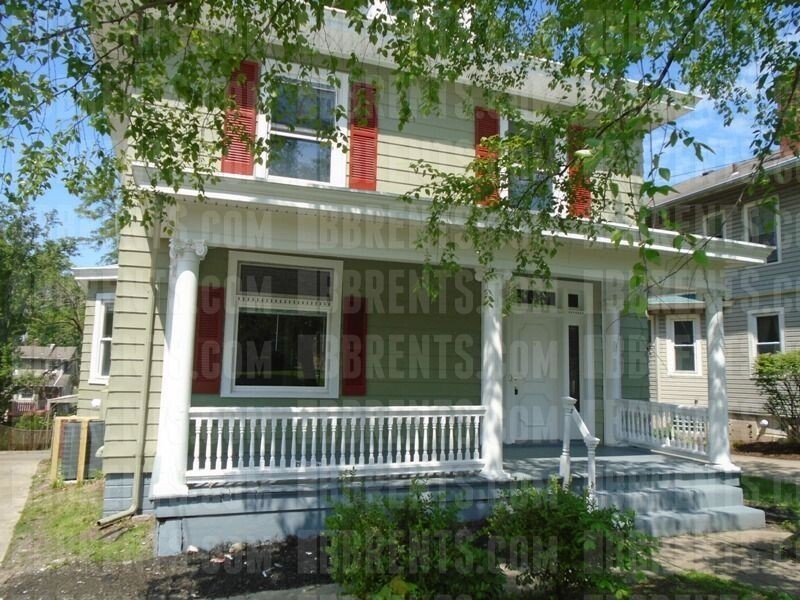 Primary Photo - 3219 Glenmore Ave