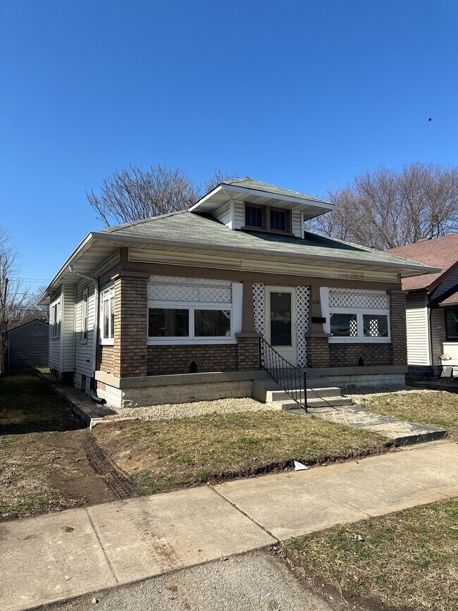 Building Photo - 1122 King Ave