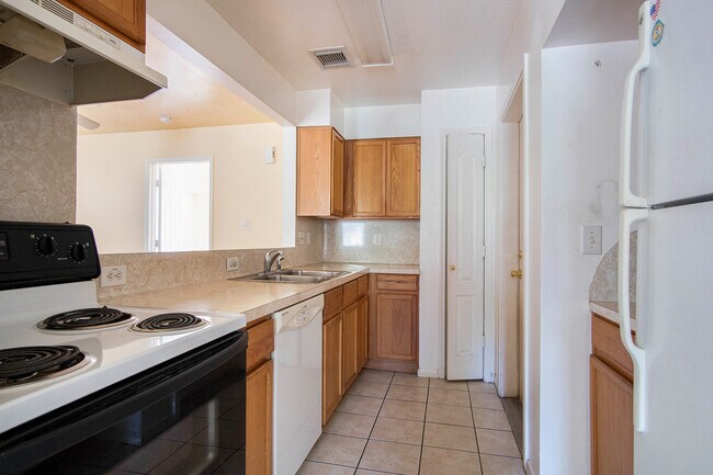 Foto del edificio - 1257 Lovett St