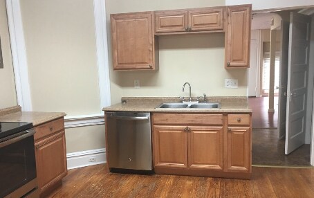 Foto del edificio - 3203 Arsenal St