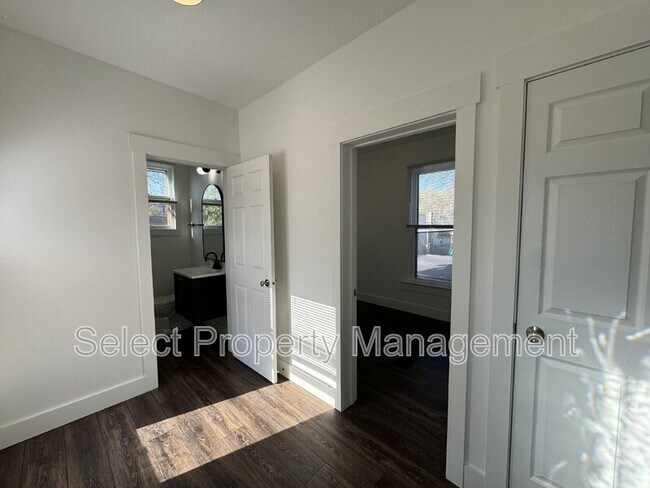 Foto del edificio - 915 Wilt St
