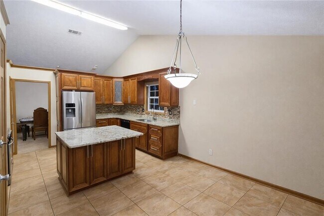 Building Photo - 1980 Champions Pkwy NW