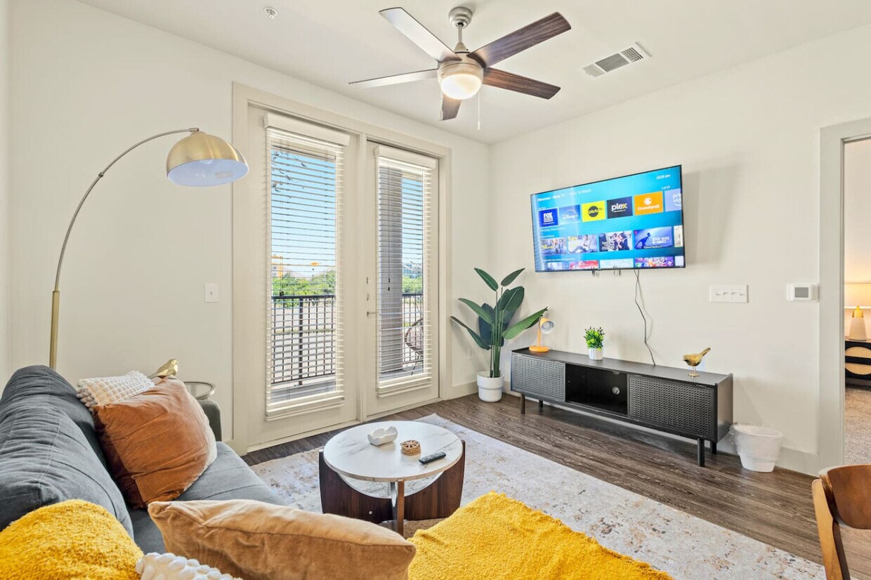 Foto principal - 10550 N Central Expy