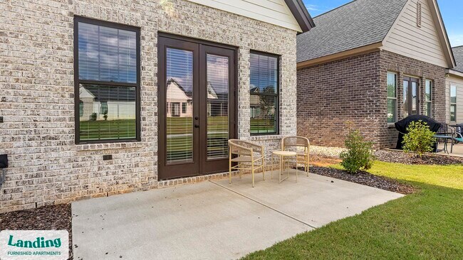 Foto del edificio - 22052 Stratford Wy