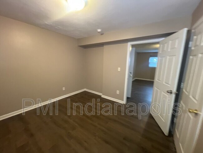 Foto del edificio - 6242 Eastridge Dr