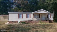 Foto principal - 3 br, 2 bath Mobile Home - 612 Englewood Dr