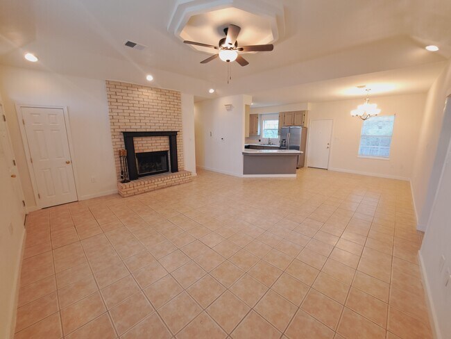 Building Photo - 21604 Boggy Ford Rd