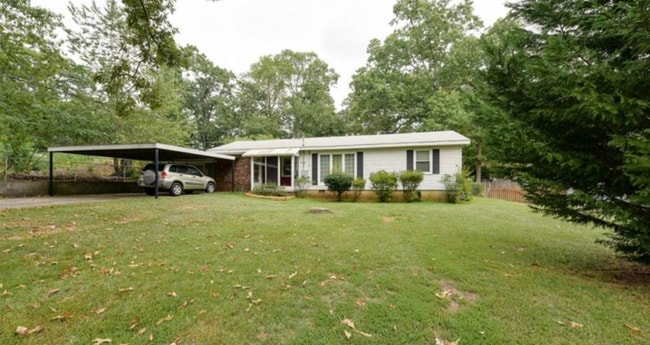 Charming Solid Ranch on a Spacious Level Lot – Upgraded & Move-In Ready! - Charming Solid Ranch on a Spacious Level Lot – Upgraded & Move-In Ready! House