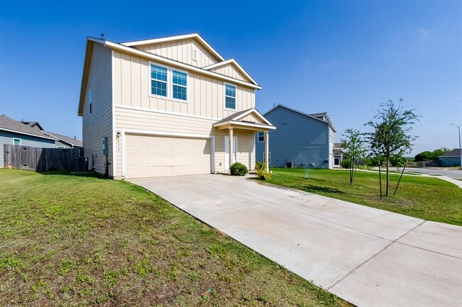 Building Photo - 415 Geode Glen