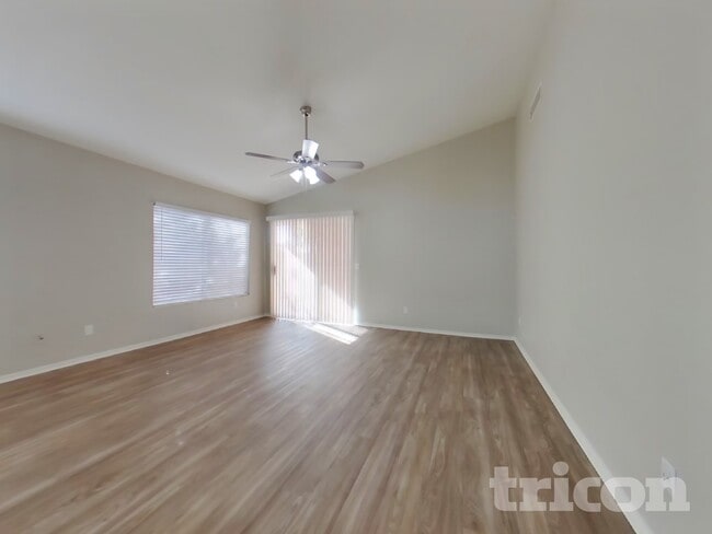 Building Photo - 9215 W Sandra Terrace