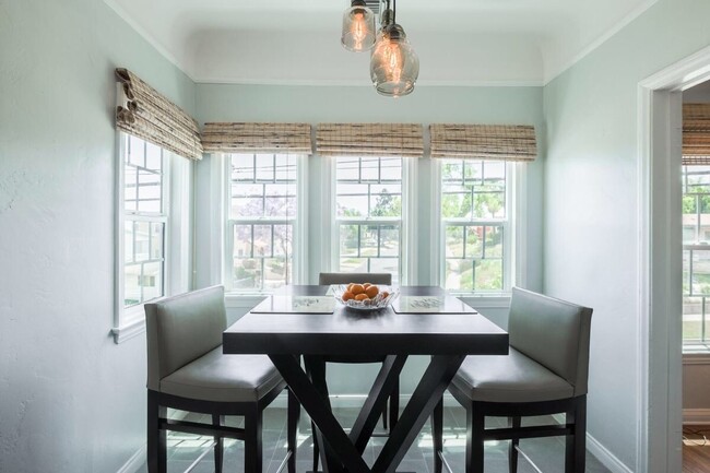 Dining - 1125 S Orange Dr