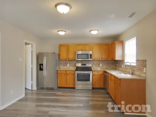 Building Photo - 9315 W Rising Sun Dr